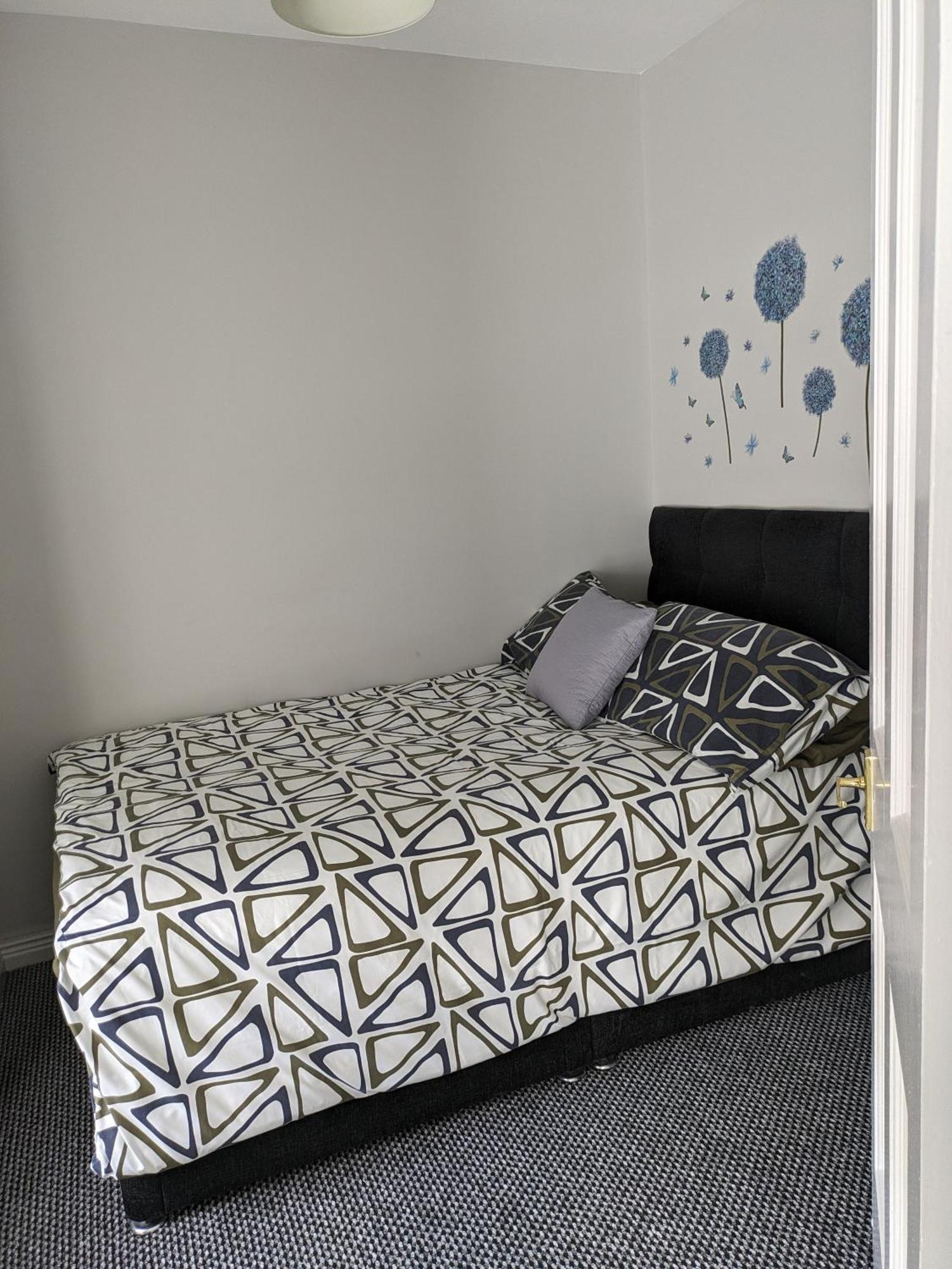 Maire Toireasa - Cosy Refurbished Property In The Gaeltacht Quarter ベルファスト 部屋 写真