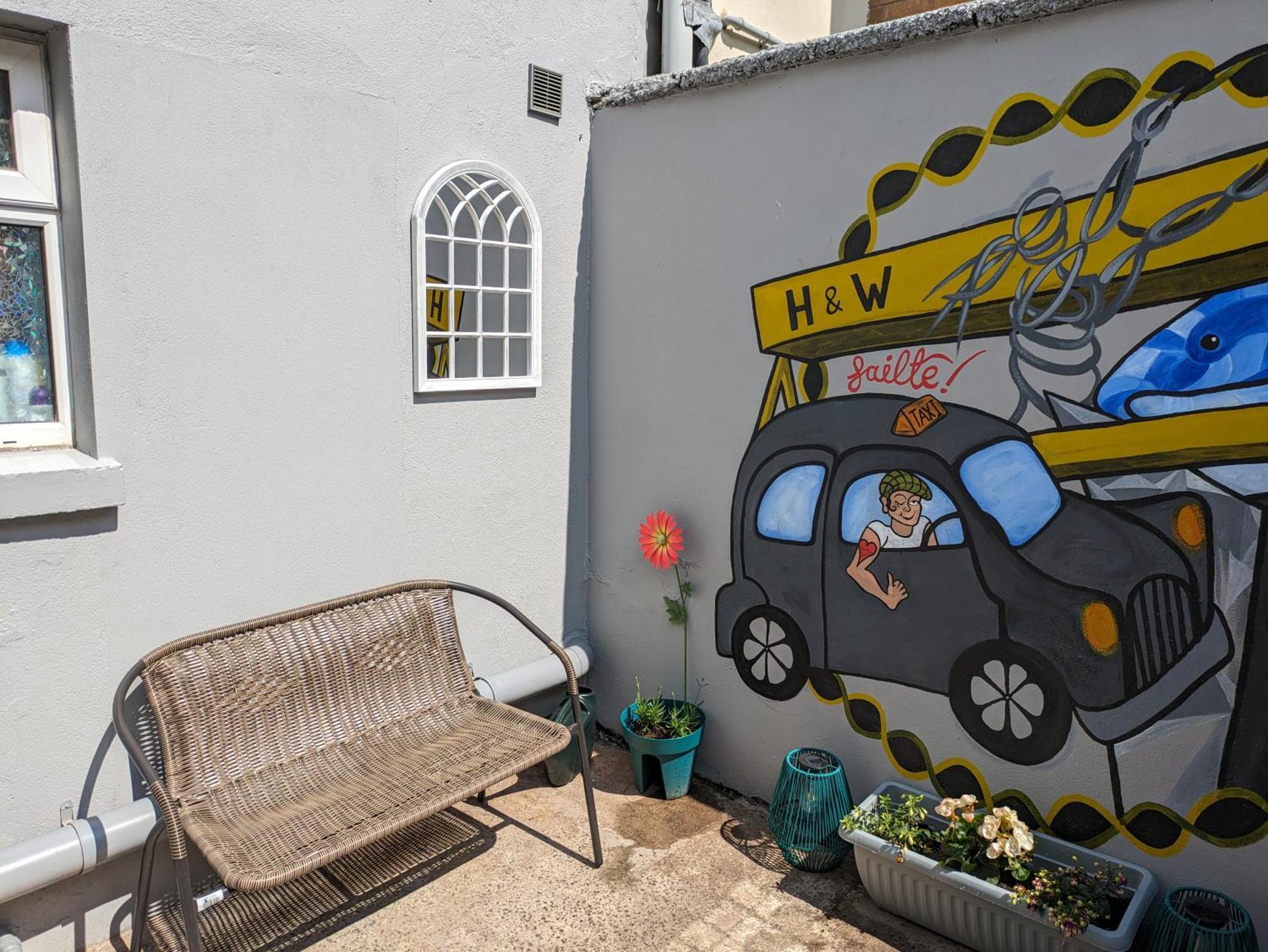 Maire Toireasa - Cosy Refurbished Property In The Gaeltacht Quarter ベルファスト 部屋 写真